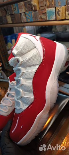 Кроссовки Air Jordan 11 Cherry Giveaway, оригинал