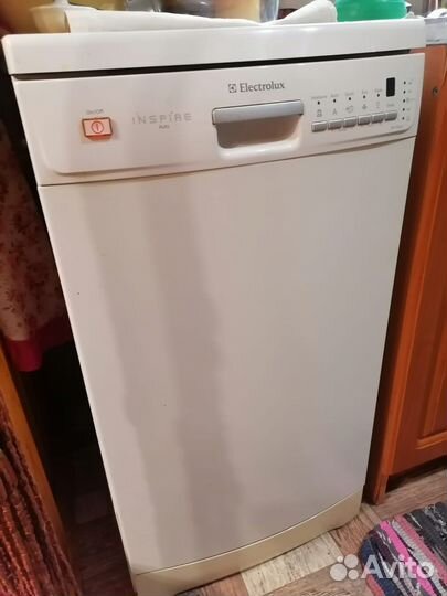 Посудомоечная машина Electrolux ESL 4131