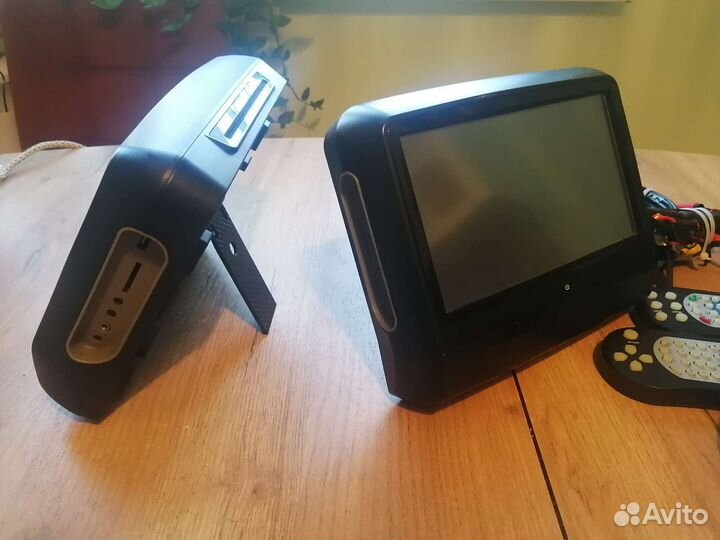 Монитор в подголовник авто