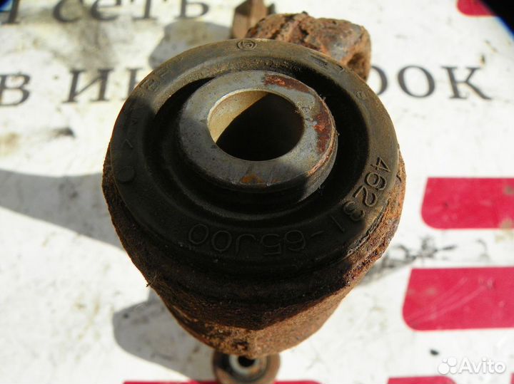 Рычаг задний верхний правый Suzuki Grand Vitara