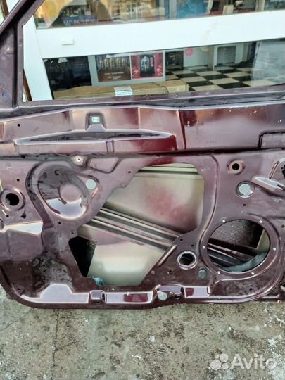 Дверь передняя правая на Skoda Yeti С 2016 г