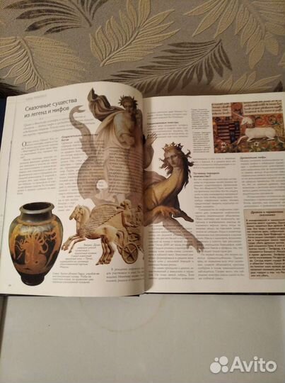 Книга и видео кассеты