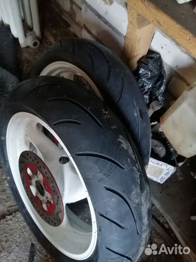 Suzuki RF400