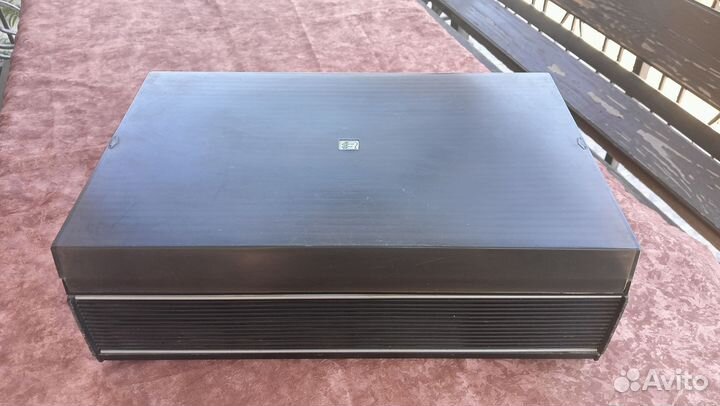 Магнитофоны, телевизор времён СССР