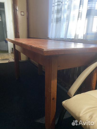 Стол деревянный б/у
