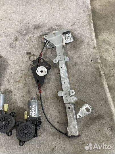 Стеклоподъемник электр. передний Ford Fusion I рес