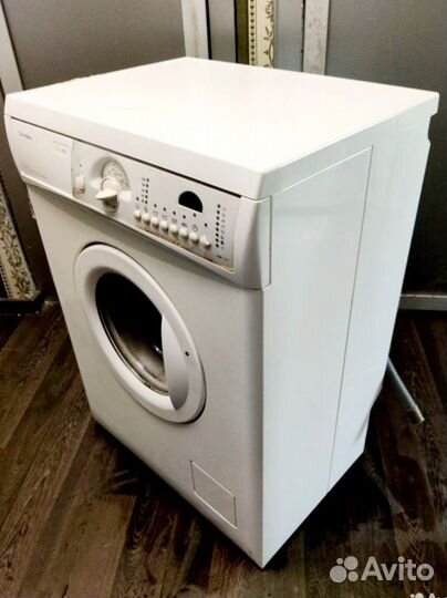 Стиральная машина Electrolux 5кг 1000об
