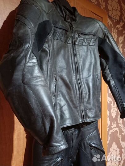 Мотокомбинезон Dainese мужской 44 размер