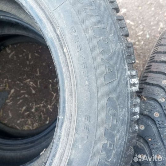 Goodyear UltraGrip 500 225/60 R17