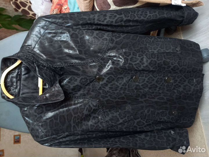 Куртка кожаная женская 48 размер