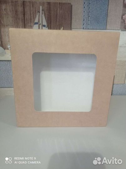 Подарочная коробка упаковка