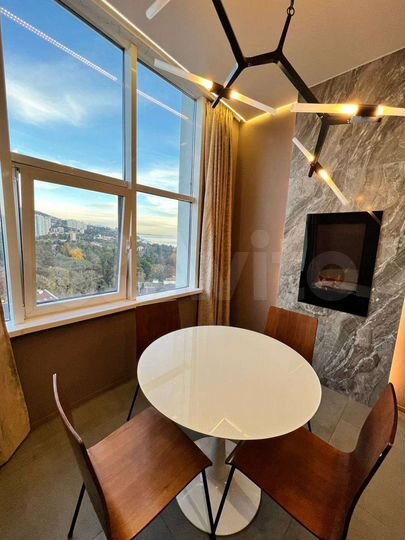 2-к. квартира, 56 м², 16/18 эт.