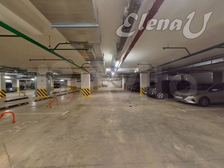 Машиноместо, 13 м²