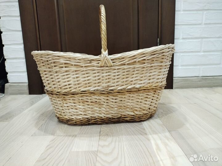 Корзина плетеная новая