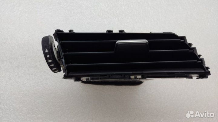 Дефлектор воздушный правый Toyota Camry XV70