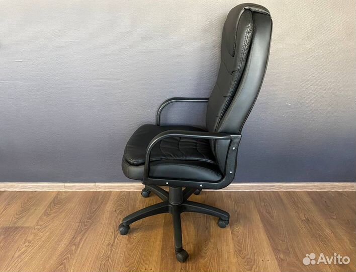 Компьютерное кресло с доставкой на дом