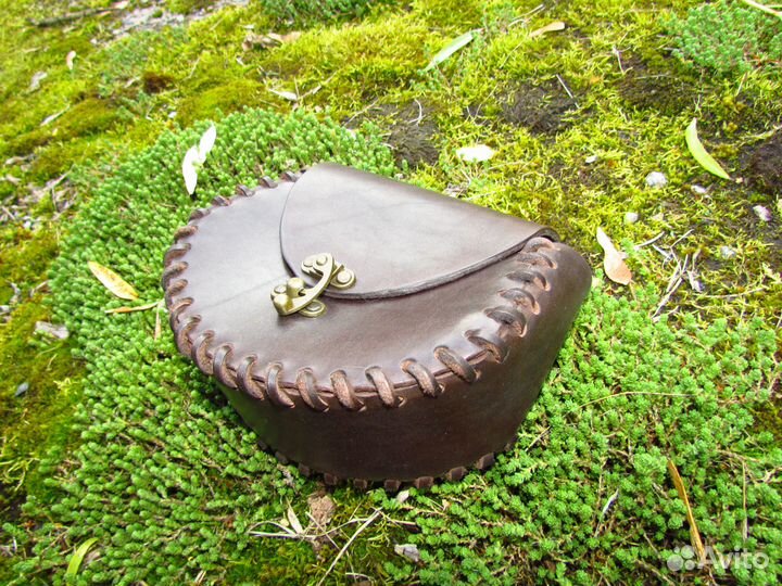 Сумка поясная кожаная