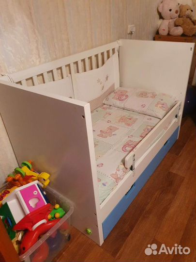 Детская кровать Икеа+матрас и постельное белье