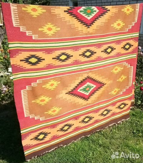 Ковер ручной вязки