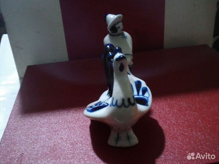 Статуэтка гжель