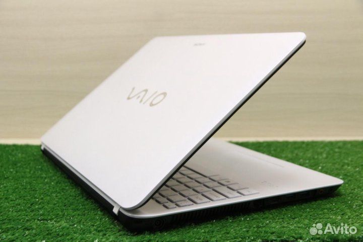 Sony vaio SVF152C29V pentium 2117U на запчасти