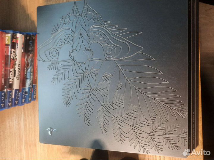 Sony playstation 4 PS4 pro 1tb с играми