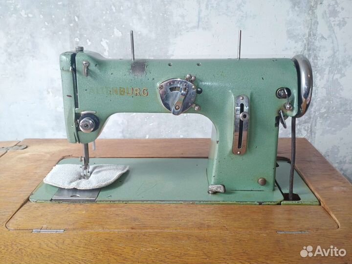 Швейная машинка altenburg германия