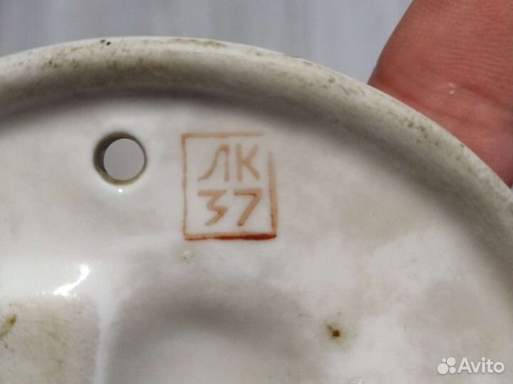 Подкова лошадь фарфор СССР панно барельеф