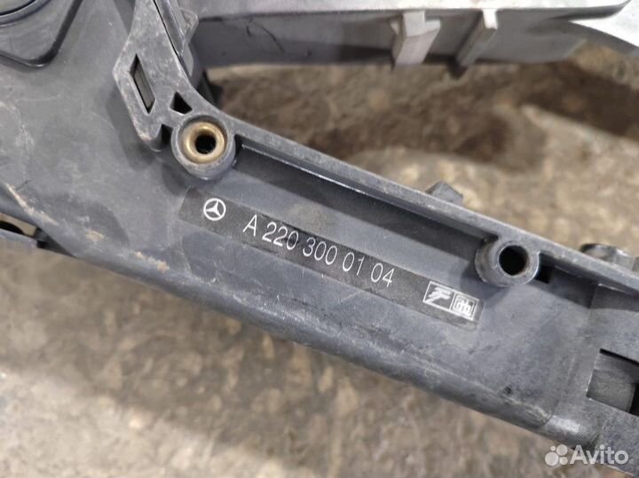 Педаль газа Mercedes W220