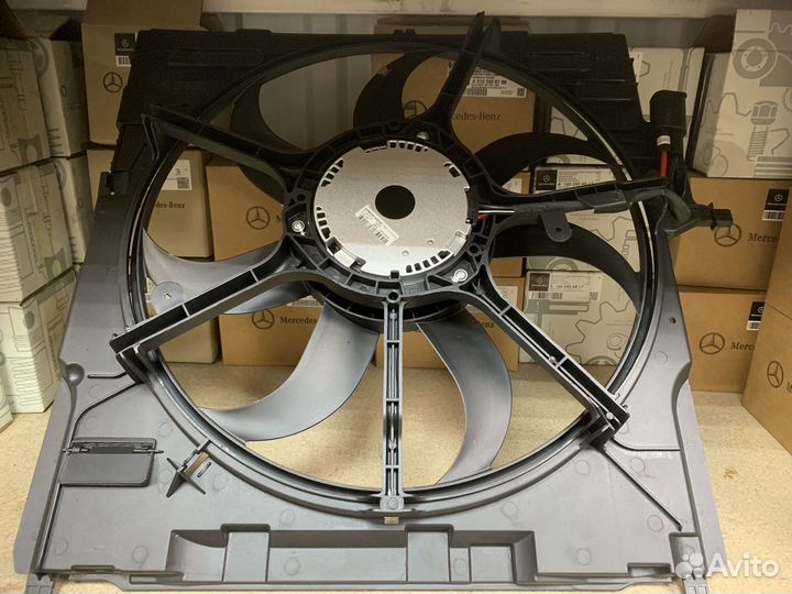 Вентилятор радиатора BMW X5 E70 17428618240