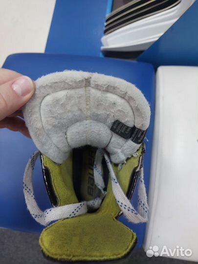 Хоккейные коньки bauer