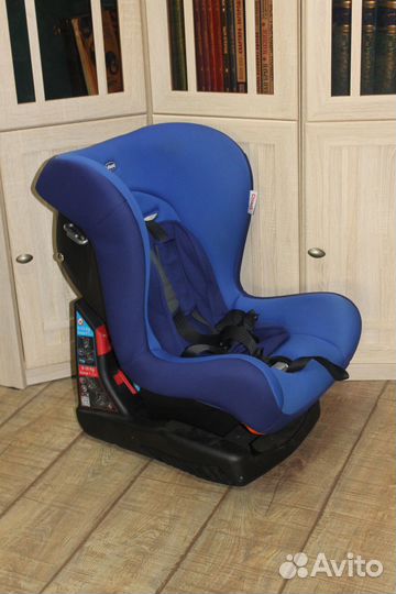 Детское автокресло chicco cosmos (группа 0+/1)