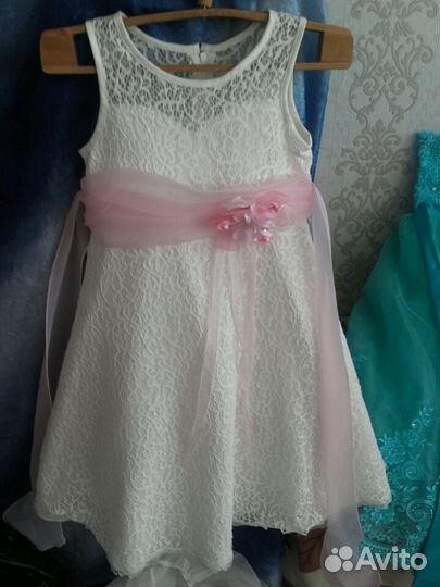 Платье праздничное