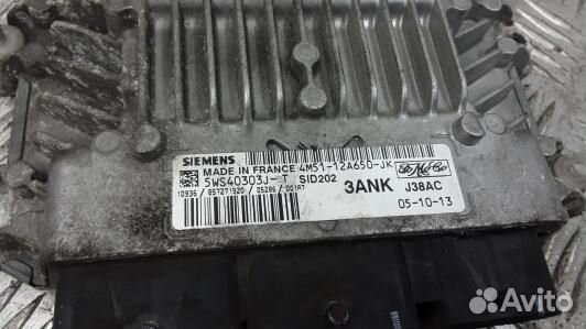 Блок управления двс ford focus 2 (PBE14PC01)