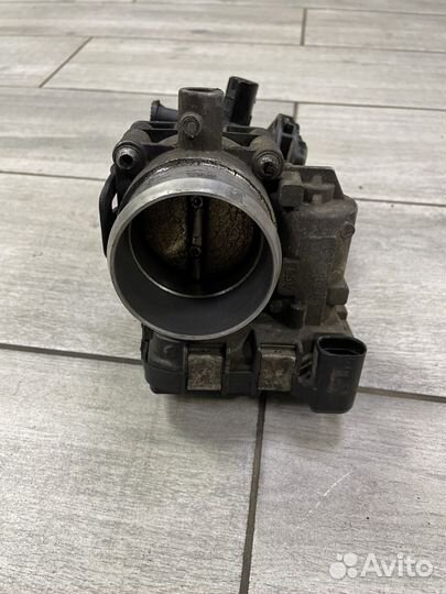 Дроссельная заслонка Фольксваген Гольф 5