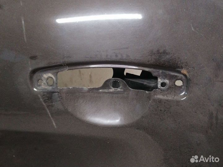 Дверь задняя левая Renault duster
