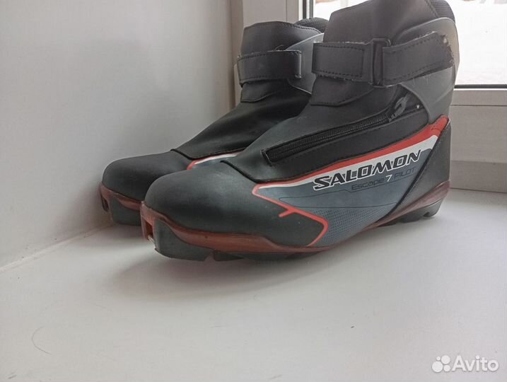 Лыжные ботинки salomon sns pilot