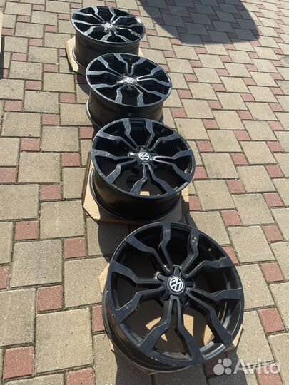 Диски r18 5x112