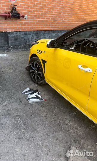 Жабры накладка на крыло Kia Rio 4