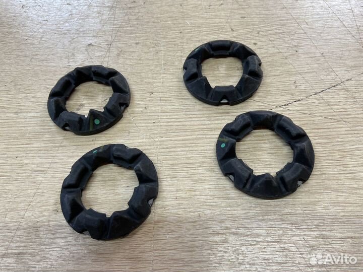 Фиксирующая гайка задней балки Toyota Camry 75