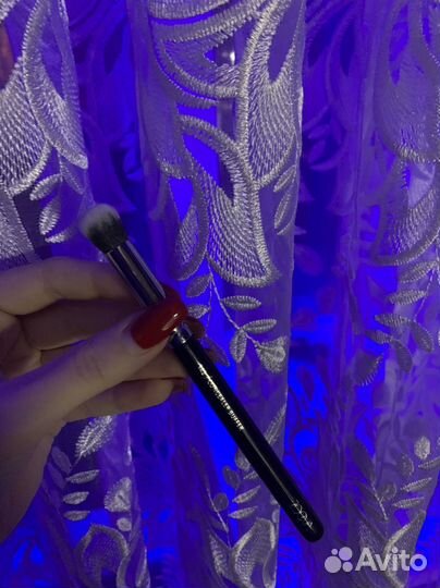 Кисть для консилера/ кремовых текстур Zoeva 142