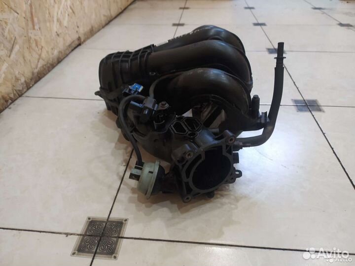 Впускной коллектор 1.8 Mazda 6 GG