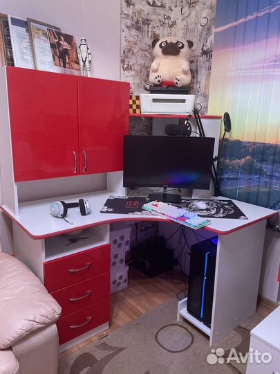 Комьютерный стол