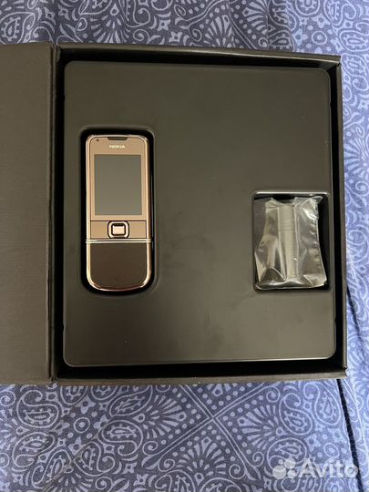 Nokia 8800 sapphire arte