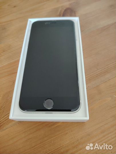 iPhone SE (2020), 128 ГБ