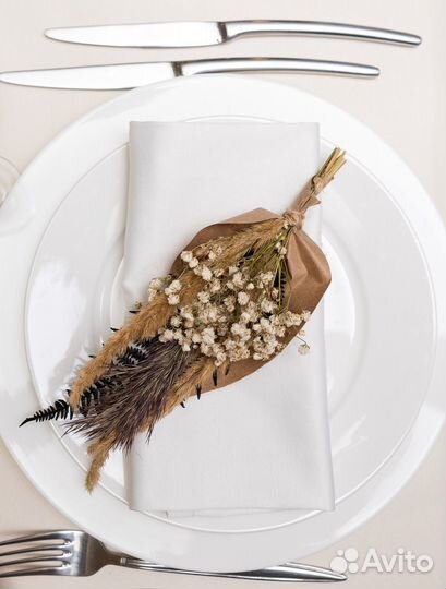 Свадебный президиум. Свадебная фотозона