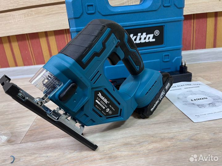 Аккумуляторный лобзик Makita 21V кейс