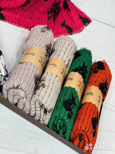 Шарфы и палантины