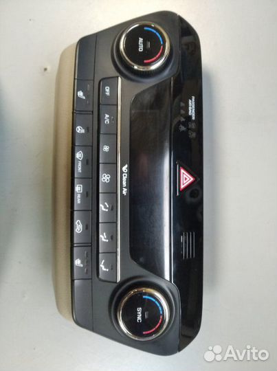 Блок управления климат-контролем Hyundai Tucson 3