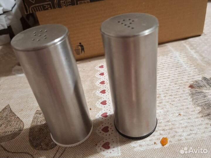 Солонка и перечница икея